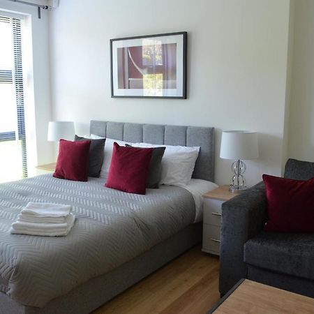 Executive Bright And Airy Studio Apartment In Sydenham ลอนดอน ภายนอก รูปภาพ