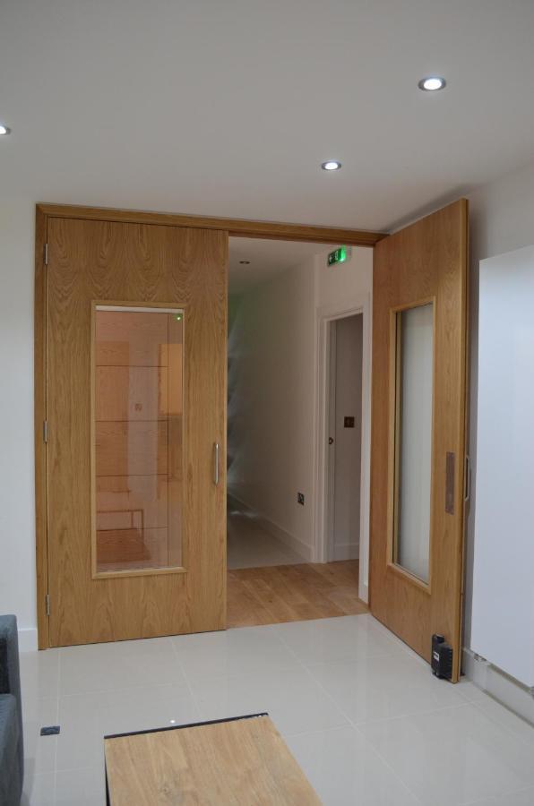 Executive Bright And Airy Studio Apartment In Sydenham ลอนดอน ภายนอก รูปภาพ