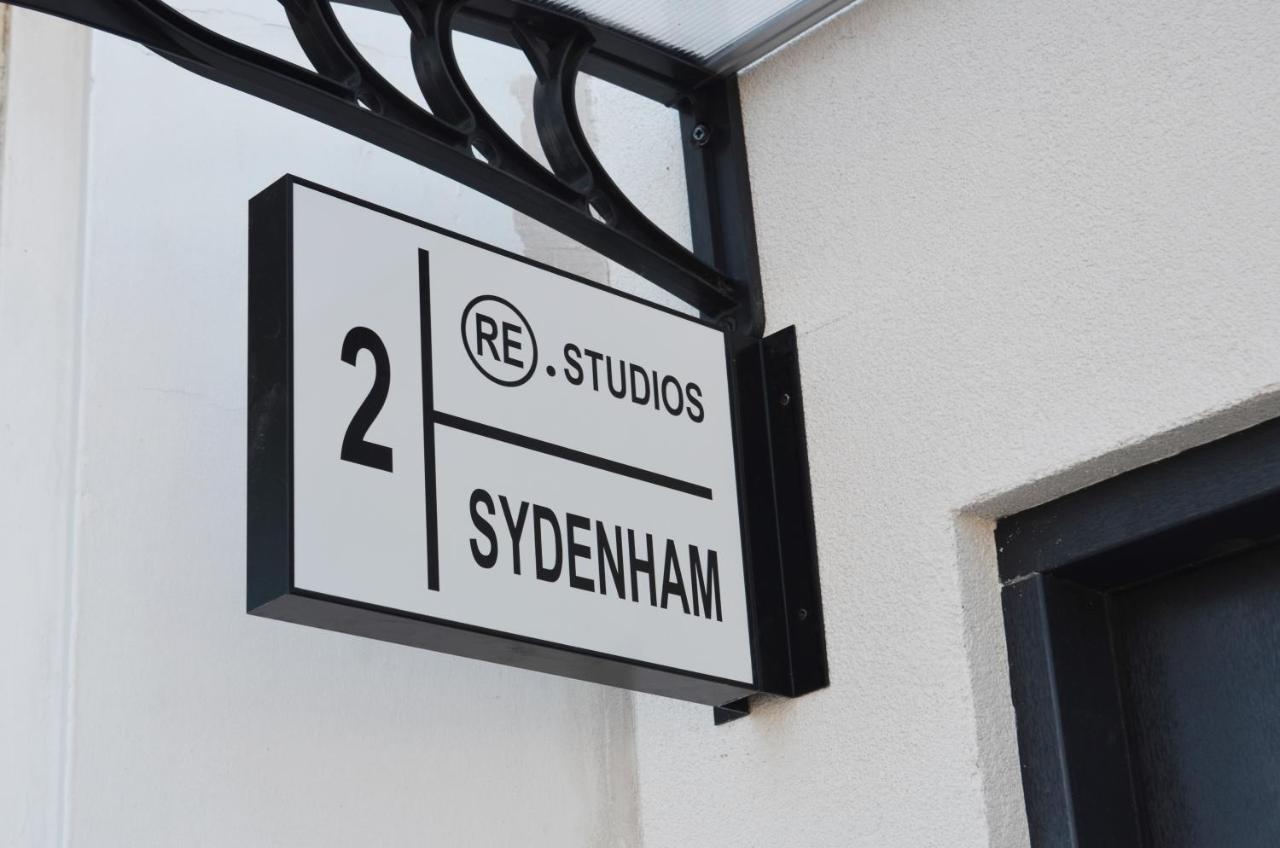 Executive Bright And Airy Studio Apartment In Sydenham ลอนดอน ภายนอก รูปภาพ