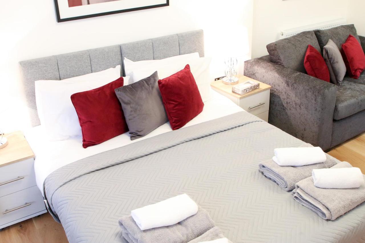 Executive Bright And Airy Studio Apartment In Sydenham ลอนดอน ภายนอก รูปภาพ