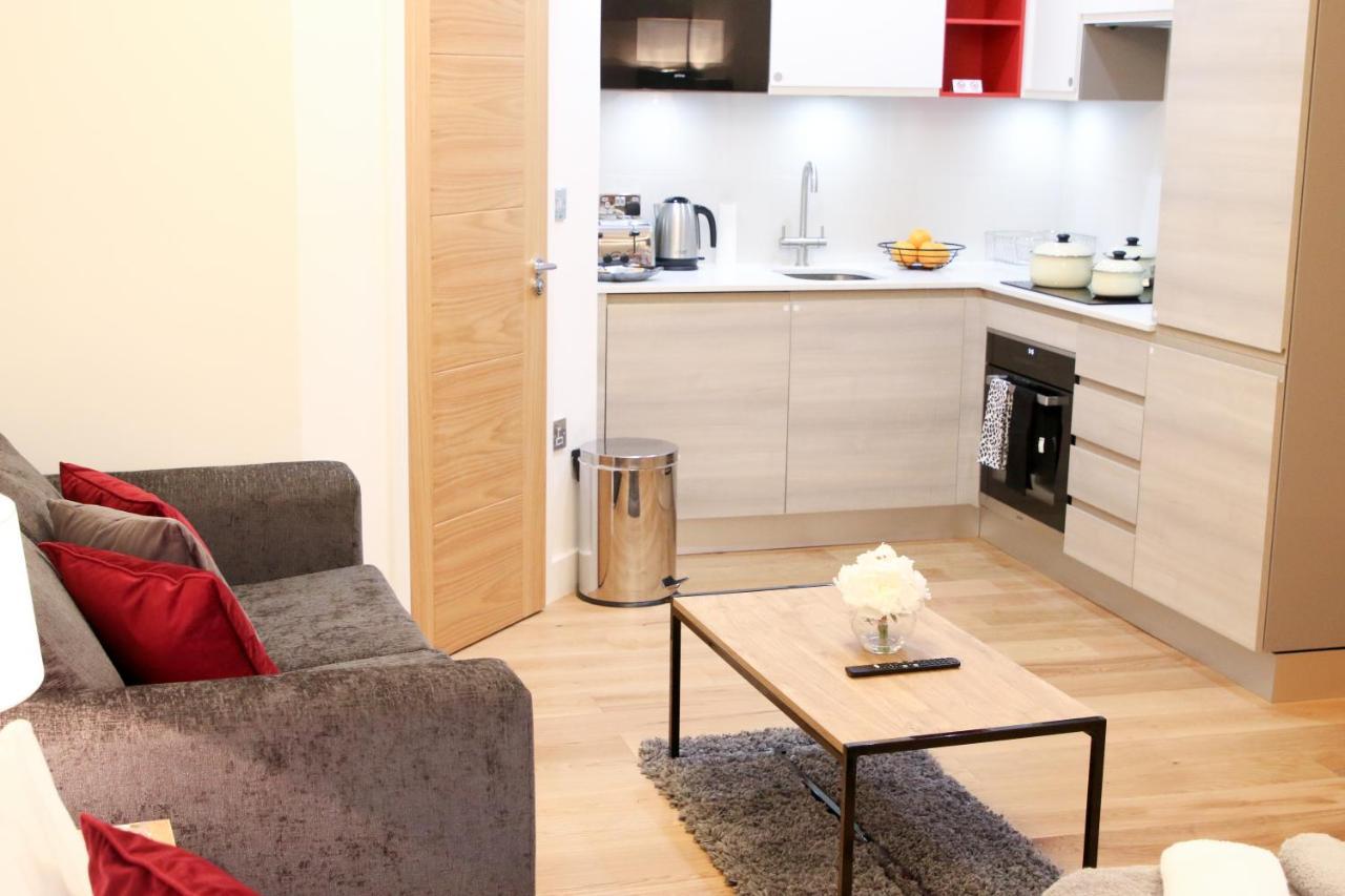Executive Bright And Airy Studio Apartment In Sydenham ลอนดอน ภายนอก รูปภาพ
